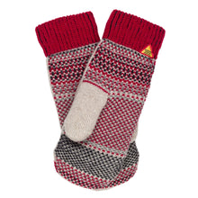 Load image into Gallery viewer, Dalarna Pattern Swedish Mittens