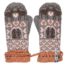 Load image into Gallery viewer, Fästfolk Pattern Swedish Mittens