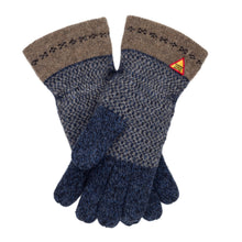 Load image into Gallery viewer, Skaftö Pattern Merino Wool Gloves